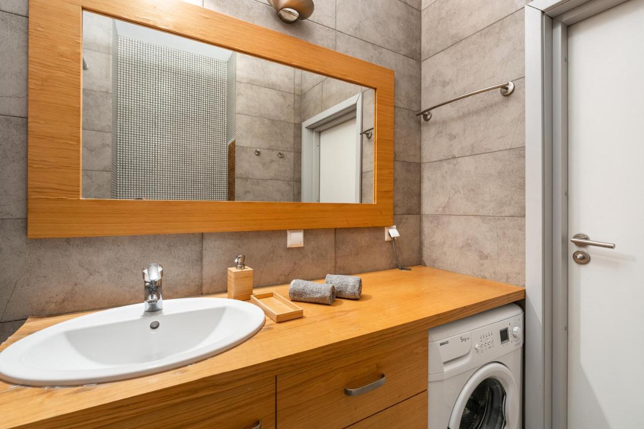 ורשה Superapart Wilanowska Apt 20 "Pet-Friendly 1Br Home With Patio מראה חיצוני תמונה