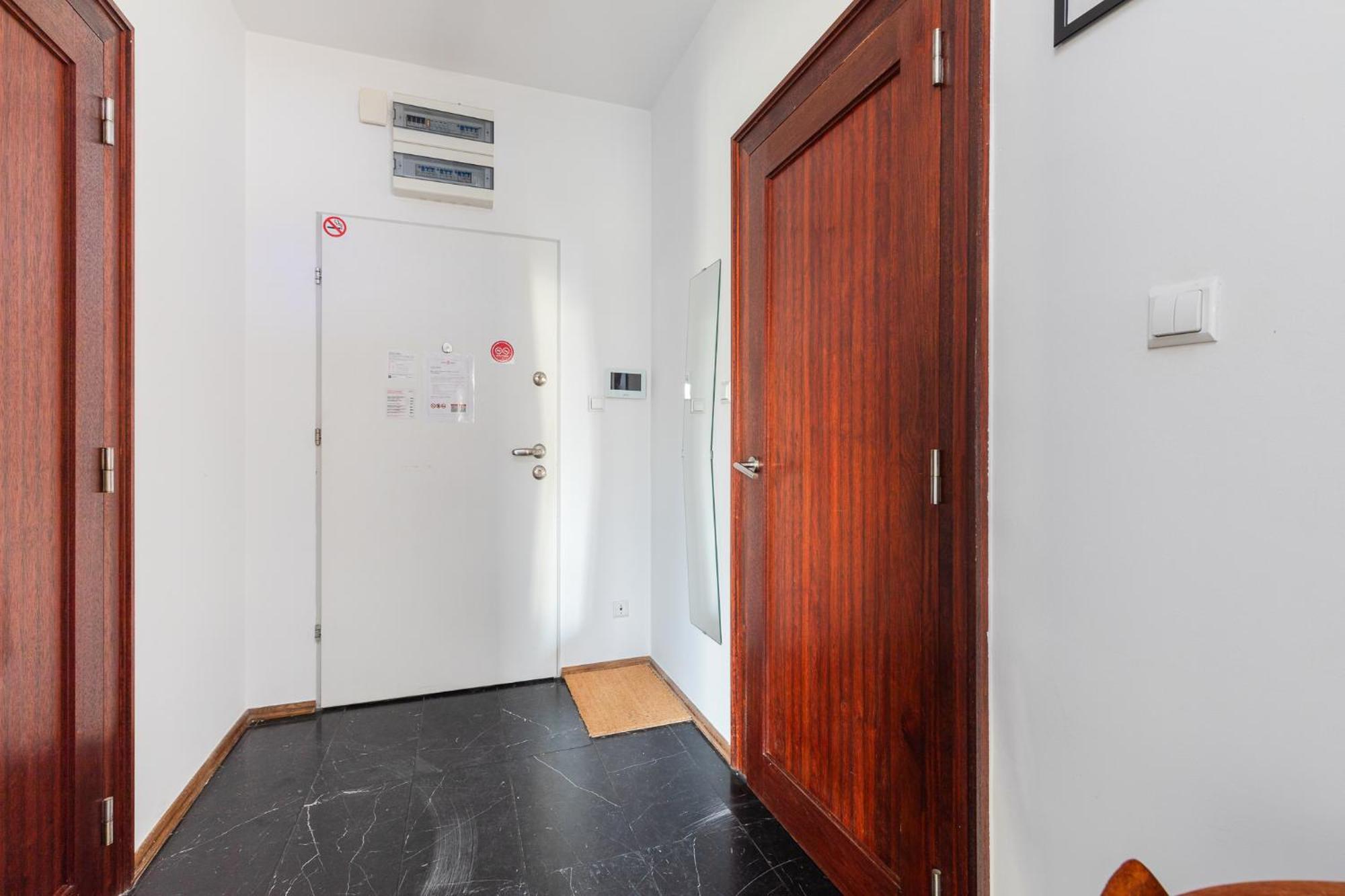 ורשה Superapart Wilanowska Apt 20 "Pet-Friendly 1Br Home With Patio מראה חיצוני תמונה